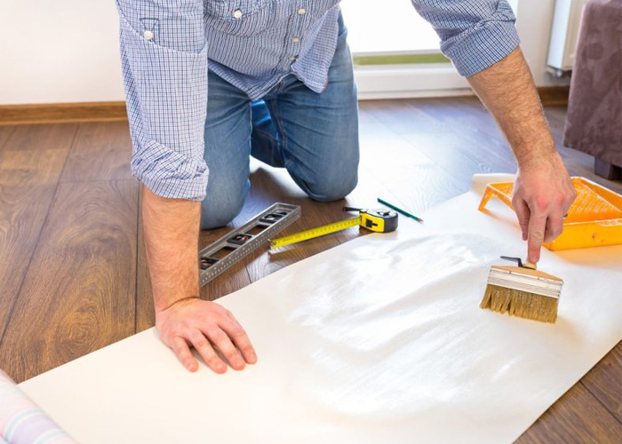 клей для шпалер